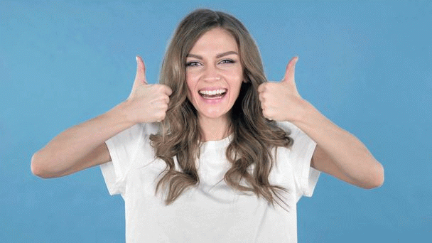 راهنمای جامع بازاریابی آنلاین: 13 سوال متداول، پاسخ‌های شفاف و جدول کاربردی